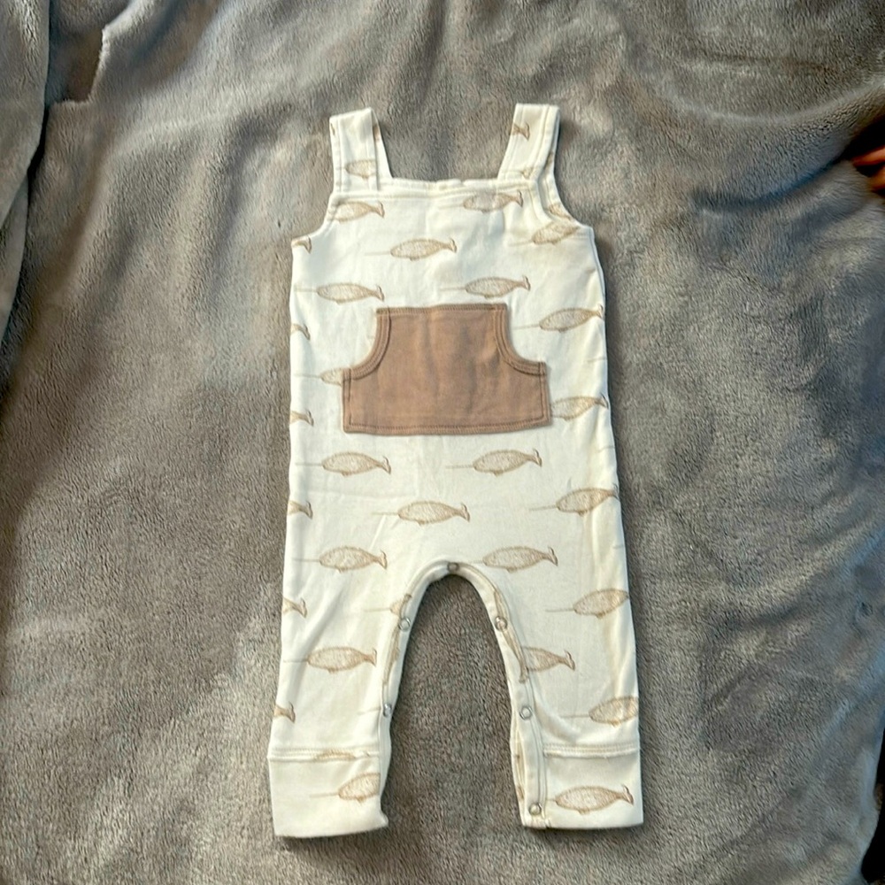 kanga pocket overall, 100% organic cotton interlock kate quinn 6-12 mos
